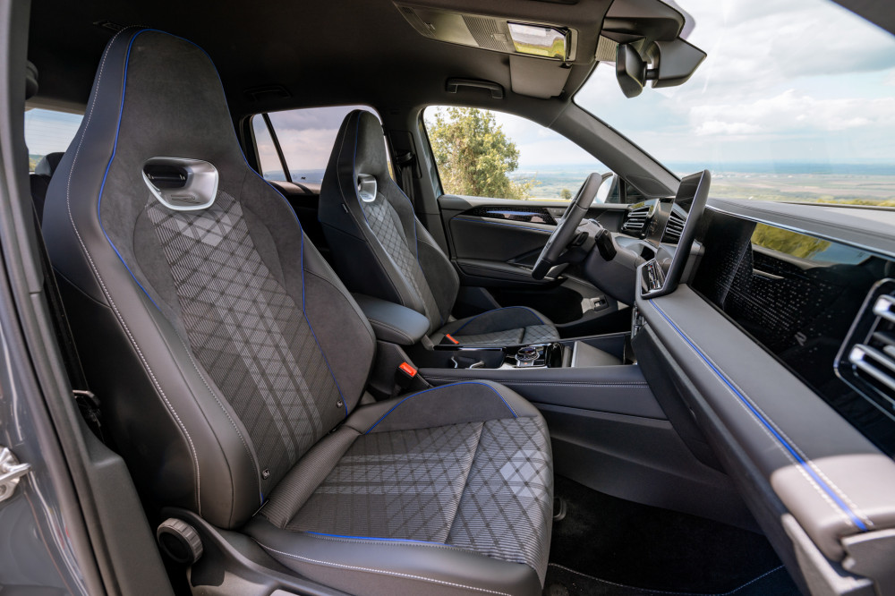 Volkswagen Tiguan R-Line 2.0 TDI 4MOTION